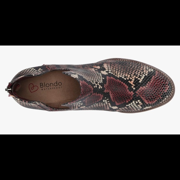 Blondo Emelia waterproof boots Chelsea Bootie - Picture 6 of 9